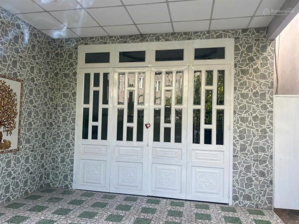 Bán nhà riêng 98m2 (5x19.5) sổ hồng riêng full nội thất xách vali vào ở ngay  giá 4ty150