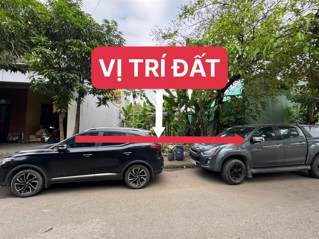 Đất biệt thự 220m2(10x20) full thổ cư đường trước nhà rộng 6m + vỉa hè 2m sổ riêng giá 38tr/m2