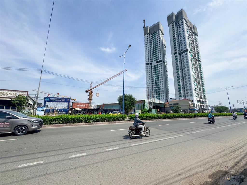 Đất thổ cư 82m2 (5x16,5) sổ hồng riêng, đường xe hơi thông thẳng ra ql13 và sông sg