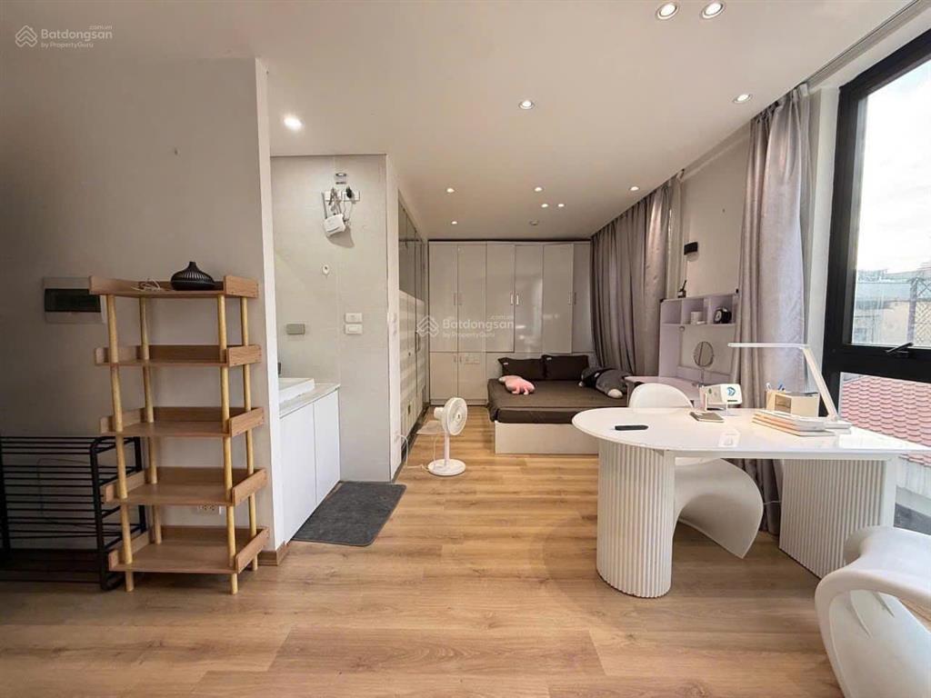 Khai trương căn hộ dịch vụ studio ban công ngay cầu nguyễn văn cừ quận 8
