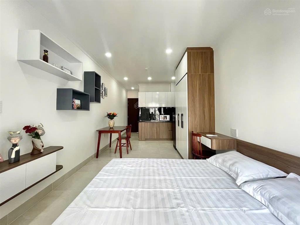 Khai trương căn hộ dịch vụ studio ban công ngay cầu nguyễn văn cừ quận 8