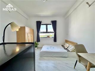 Tòa nhà nhà 5 lầu ra vào vân tay camera an ninh 24/24 không chung chủ giờ giấc tự