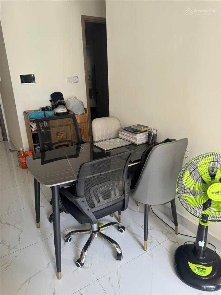 Siêu phẩm 2pn gh3 59m2 full nội thất gỗ, view nội khu hồ bơi cực đẹp giá siêu hời 3,5 tỷ all in