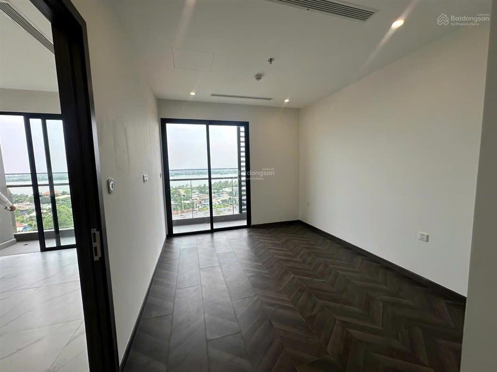 Chính chủ kẹt tiền ngân hàng cắt lỗ sâu 1,2 tỷ căn hộ 2pn the beverly, view sông cực kỳ thoáng mát