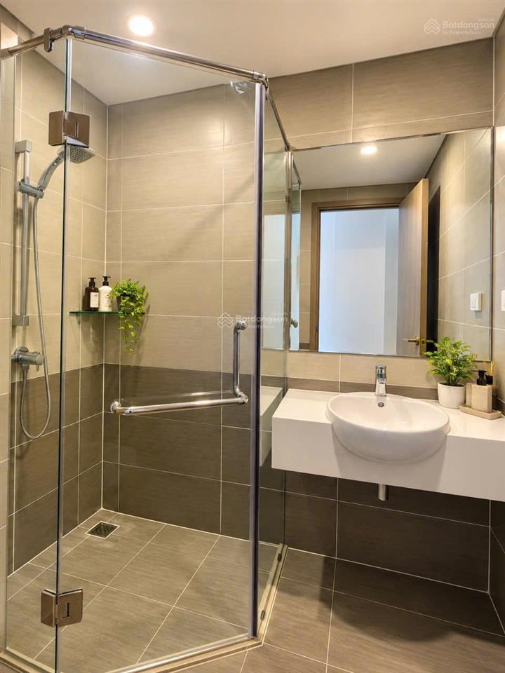 Giá hời bán gấp căn hộ 2pn2wc solari 59m2 full nội thất, view ngoại khu siêu đẹp