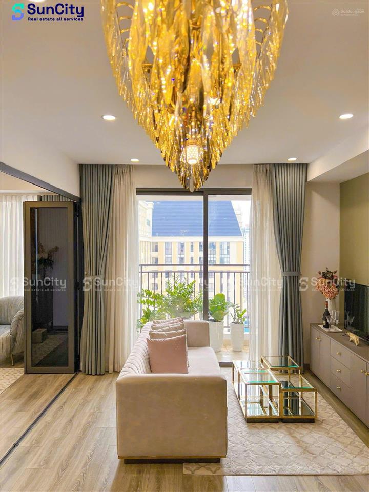 Thuê 2pn full nội thất view đẹp tại cc tresor đường bến vân đồn q4 giáp q1, q7  0772 982 *** xem