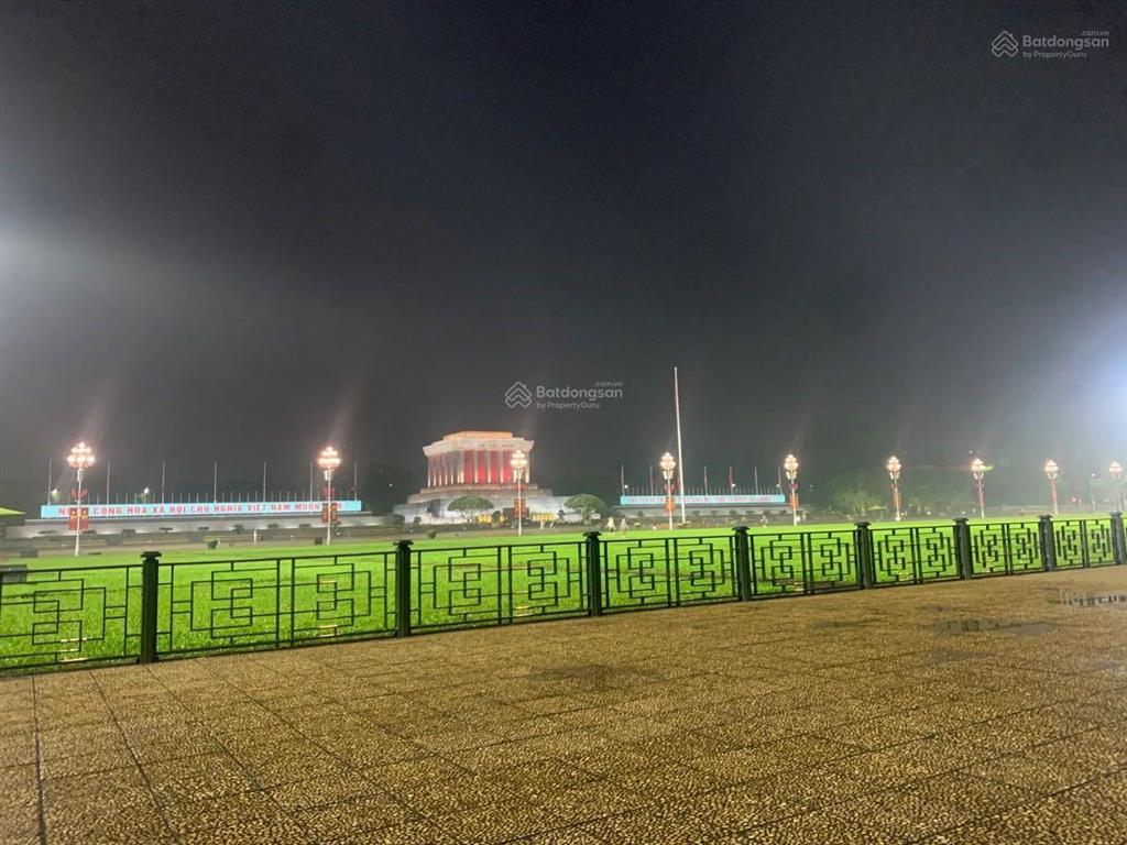 Khách sạn vip bậc nhất hàng trống 92m2 x 9 tầng có hầm, mt 6.4m, doanh thu 5 tỷ/năm, chỉ 78 tỷ