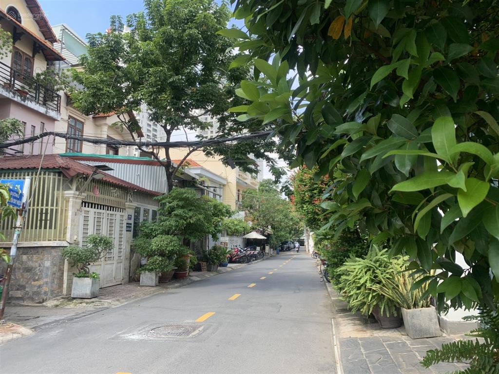 Vip đất đẹp thảo điền kinh doanh sôi động 450m2 c4 ngang 22m mt, đường xe 45 chỗ, 1 sổ, chỉ 84 tỷ