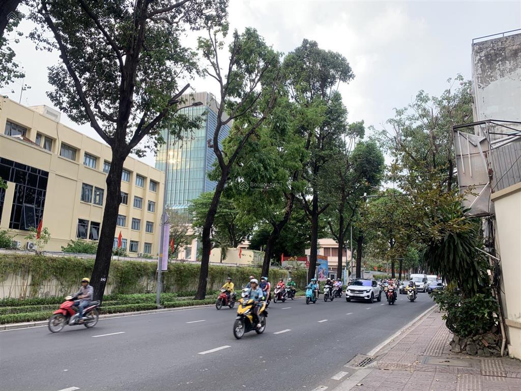 Nhà 4 lầu mặt tiền võ thị sáu quận 3, kinh doanh lề rộng, dt 55m2 ngang 3.5m, shr, chỉ 15.5 tỷ