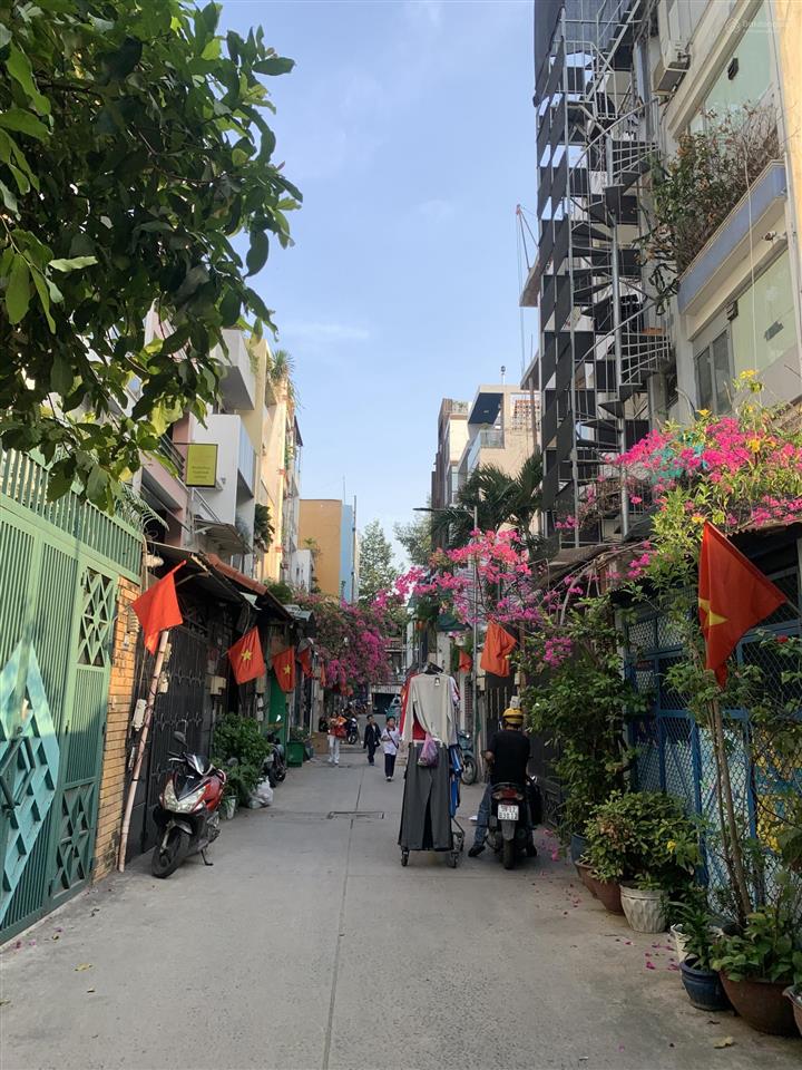 Khách sạn đẹp 6 tầng có hầm hxh nguyễn trãi quận 5, dt 90m2 bề ngang 5m, shr, dt 1.8 tỷ/n chỉ 31 tỷ