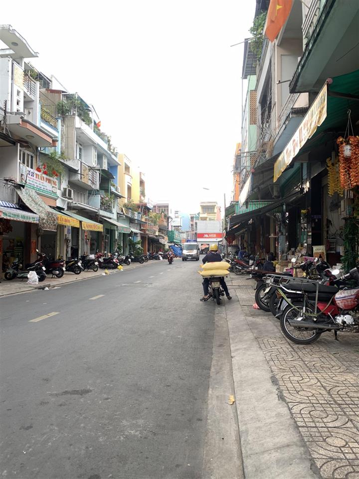 Nhà mặt tiền giao trần chánh chiếu quận 5, kinh doanh gạo, thực phẩm, 65m2 xây 4 lầu shr chỉ 19 tỷ