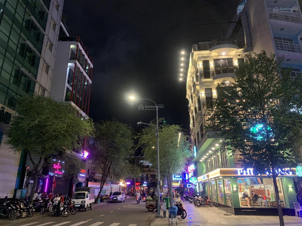 Mặt tiền hồ tùng mậu sát bitexco 62m2 dân xây 5 tầng, bề ngang 4.5m, shr, chỉ 45 tỷ