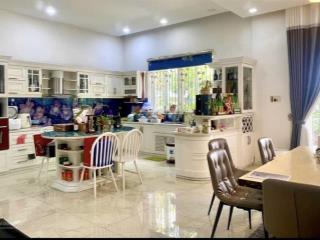 Diện tích rộng rãi 130m2 bề ngang 10m kỳ đồng quận 3, hxh thông kinh doanh & ở, shr, chỉ 28 tỷ