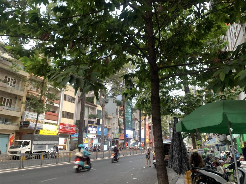 Mặt tiền trần phú quận 5 đường 2 chiều lề rộng sát windsor 72m2 ngang 4m kc 5 lầu kdoanh chỉ 36.7 t