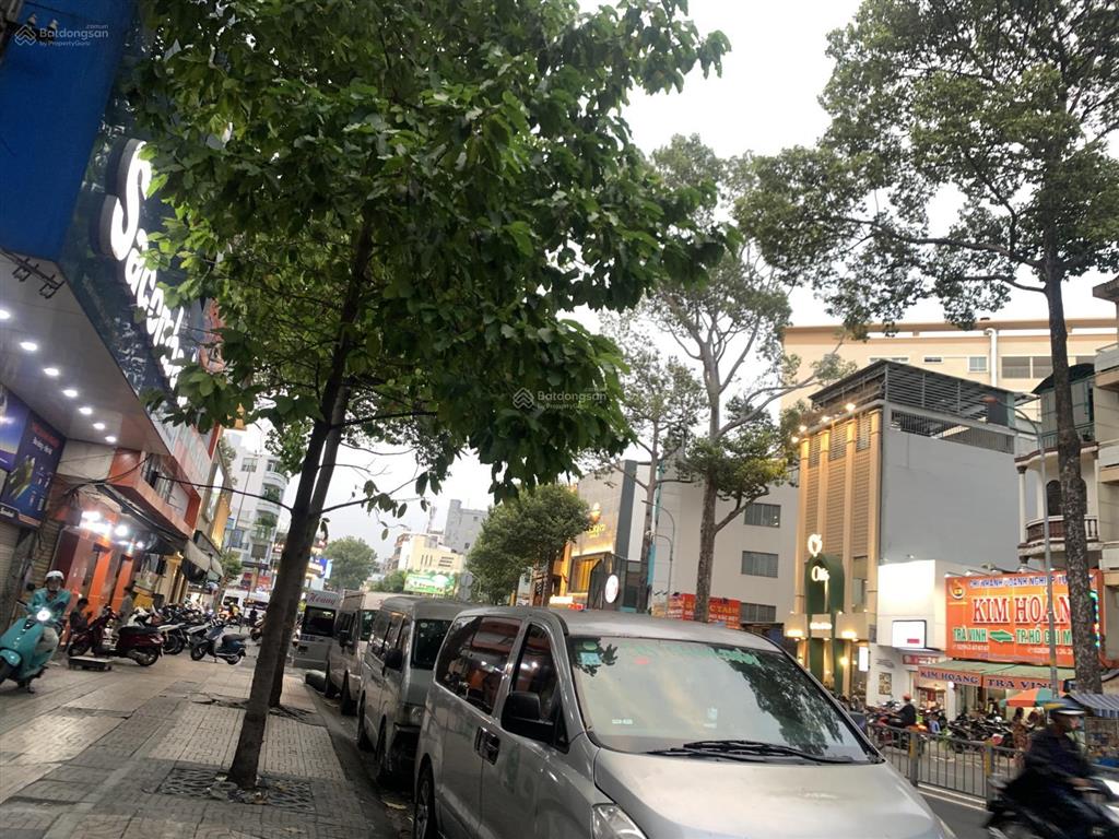 Mặt tiền trần phú quận 5 đường 2 chiều lề rộng sát windsor 72m2 ngang 4m kc 5 lầu kdoanh chỉ 36.7 t