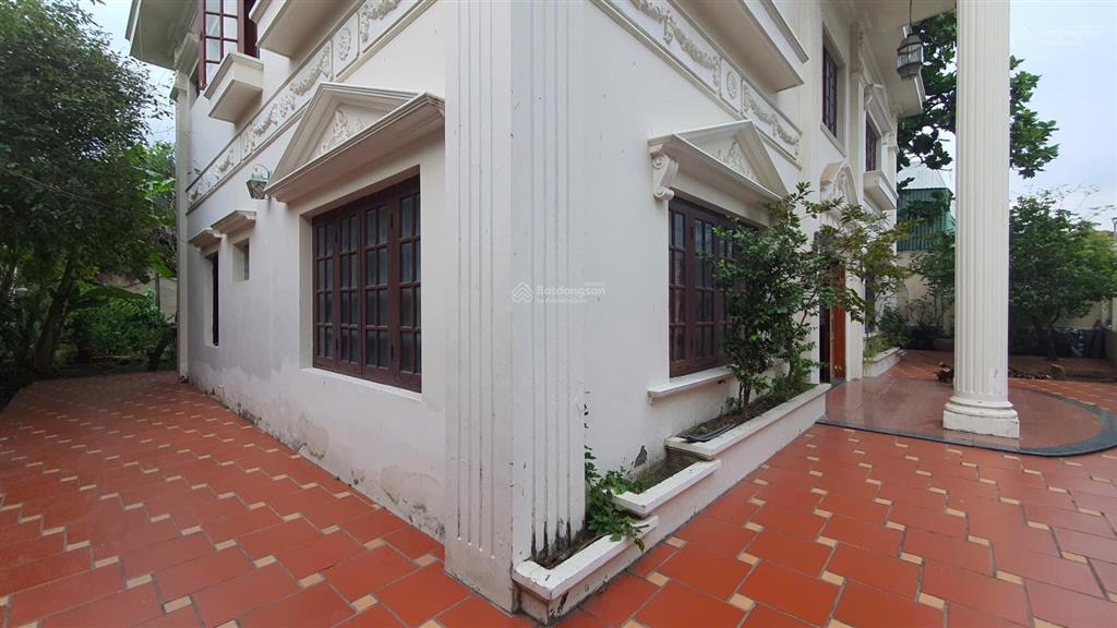 Villa đẹp phường bình thọ thủ đức dt 714m2 bề ngang 24m, full thổ cư, 2 lầu, ở sướng, chỉ 72 tỷ