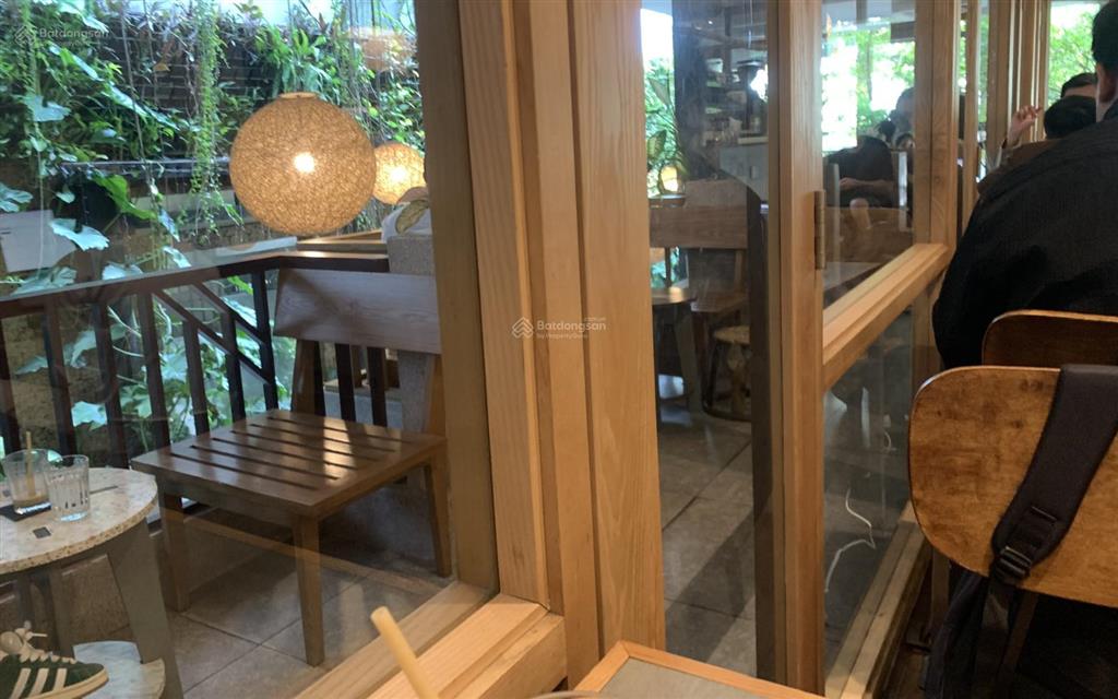 Nhà riêng 4 lầu cafe & homestay thảo điền 95m2 ngang 8.2m, shr, kdoanh đông khách, chỉ 23 tỷ