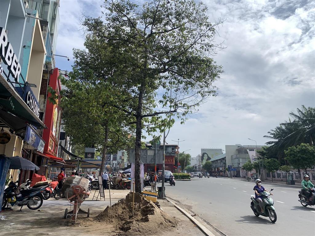 Nhà mặt tiền trần hưng đạo quận 5, diện tích 120m2 (trệt) kinh doanh ngang 4m, sđcc, chỉ 15.3 tỷ
