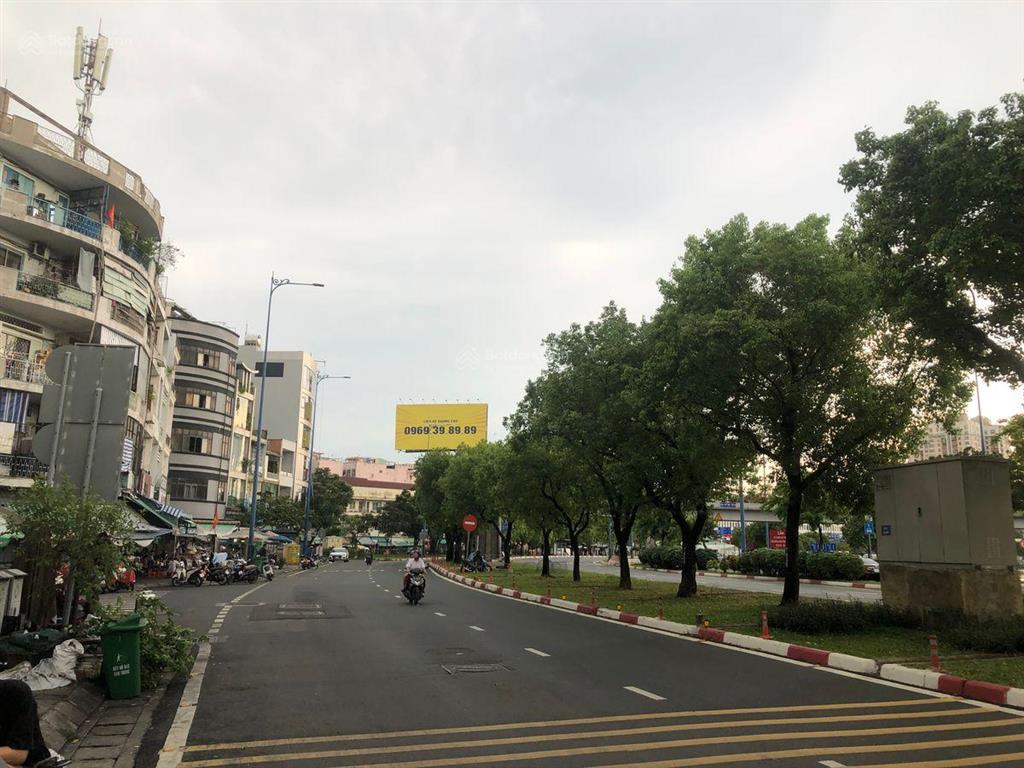 Nhà 5 tầng mặt tiền võ văn kiệt quận 5, đường lớn 2 chiều, lề rộng, 66m2 ngang 4m, shr, chỉ 21 tỷ