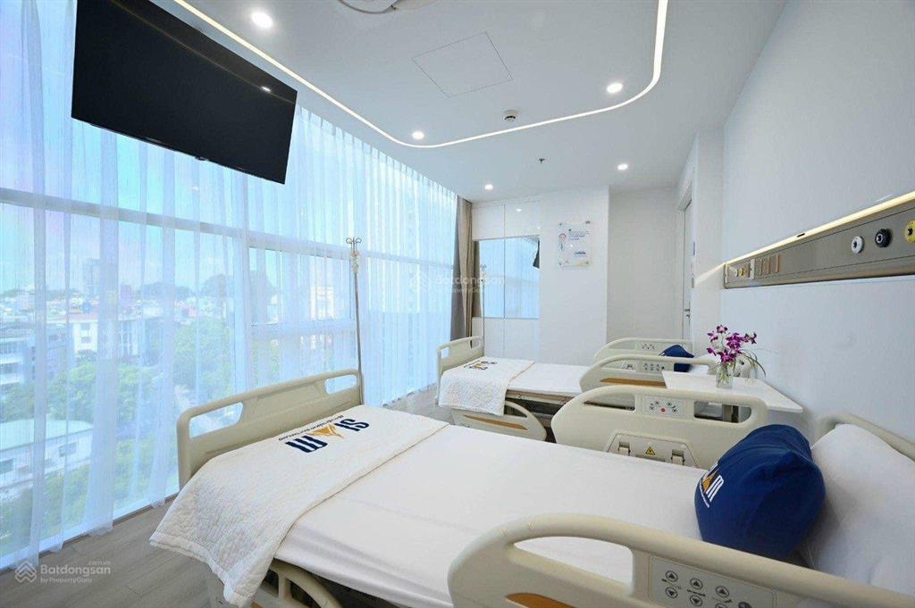 Toà nhà góc 2 mt nguyễn trãi q1 dt 387m2 kết cấu 9 lầu 2 hầm góc mt 14m shr 1 sổ giá bán 450 tỷ