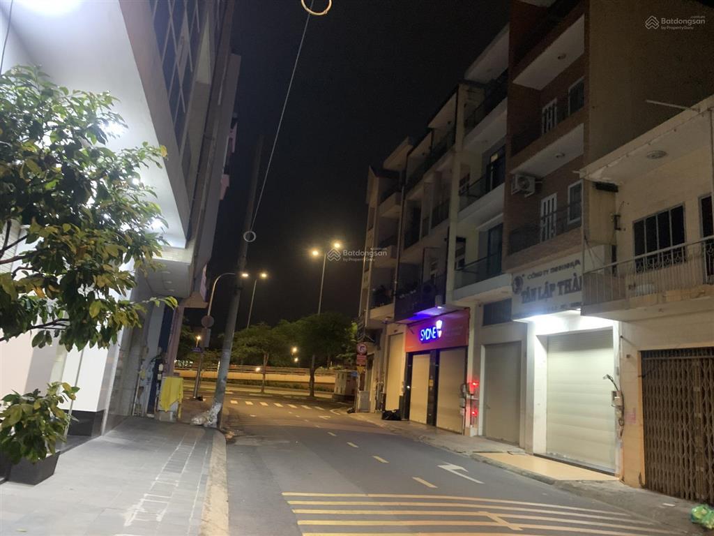 Nhà mặt tiền triệu quang phục quận 5 đường 2 chiều vỉa hè kdoanh nam dược 47m2 ngang 4m chỉ 18 tỷ