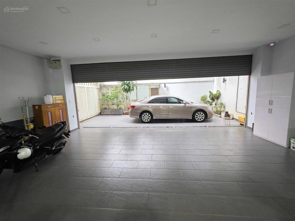 Villa đẹp giữa lòng saigon trần hưng đạo hxh 170m2 ngang 8.7m 4 lầu thang máy ở & office chỉ 59 tỷ