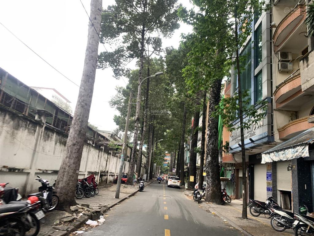 Mặt tiền phạm hữu chí quận 5, kinh doanh phụ tùng xe, dt 73m²
xây 5 lầu, ngang 4.2m, chỉ 24.9 tỷ
