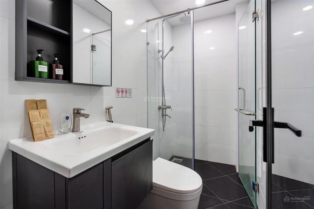 Toà chdv 4 tầng thang máy nguyễn chí thanh, dt 210m2 ngang 10m gần chợ rẫy kdoanh chdv, chỉ 32 tỷ