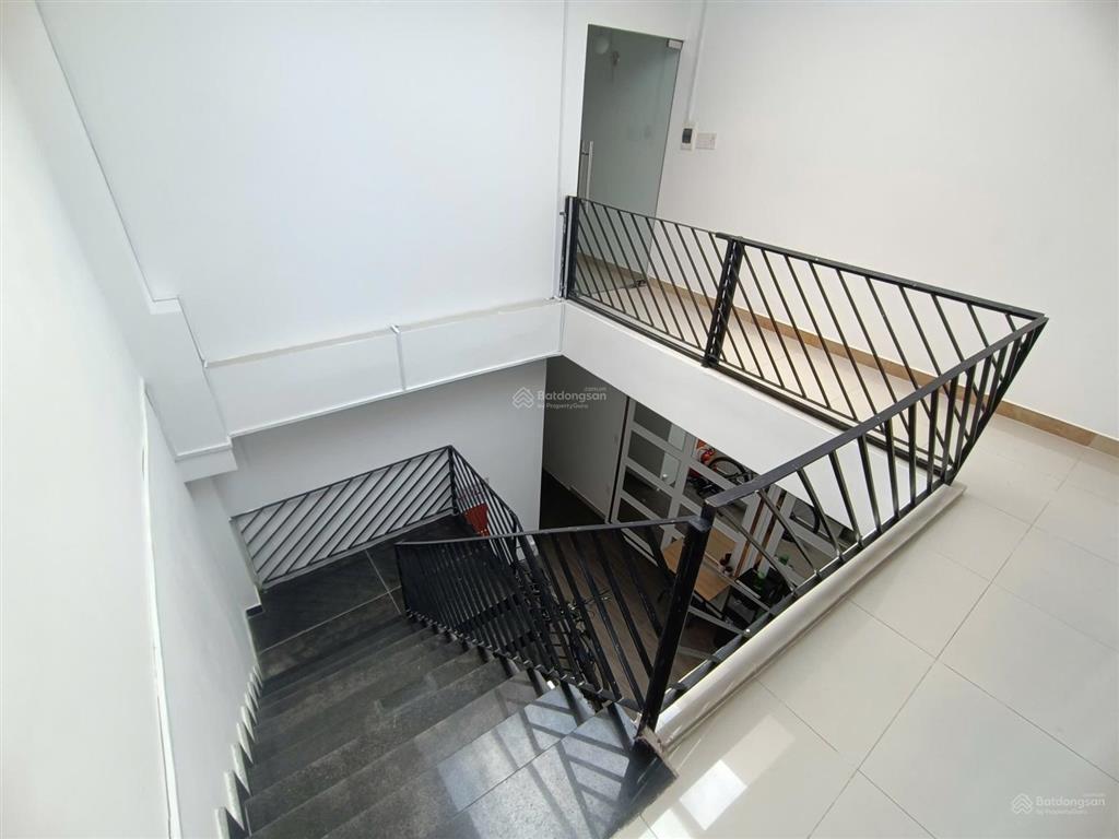 Mặt tiền kinh doanh nguyễn chí thanh quận 5 dt 101m² bề ngang 4.2m shr kinh doanh đỉnh chỉ 28.8 tỷ
