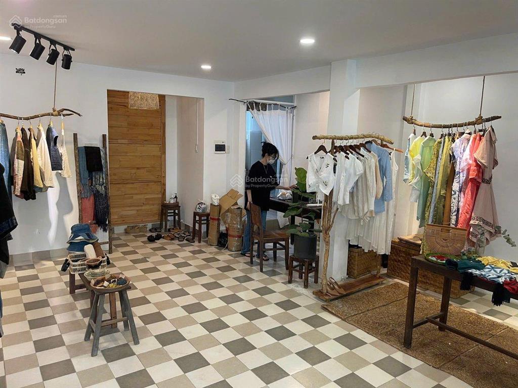 Nhà bến thành bùi thị xuân đường rộng thông kd dt 79m² bề ngang 5.2m kc 3 lầu dt 700tr chỉ 25 tỷ