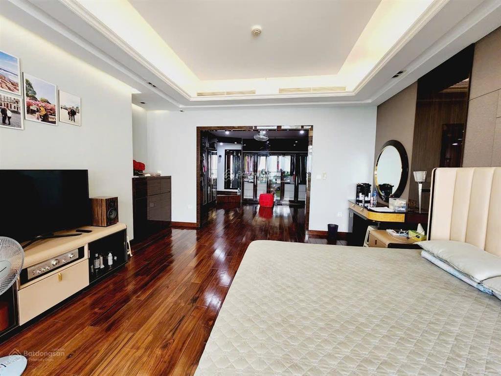 Chung cư cao cấp hoàng thành tower 114 mai hắc đế dt 188m2, 3 pn, sđcc, chỉ 42 tỷ