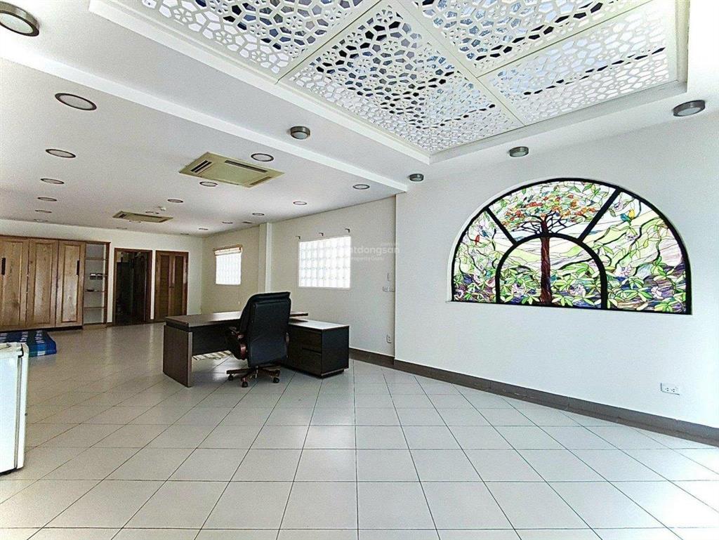 Tòa nhà 6 lầu có hầm đường calmette quận 1 dt 76m² bề ngang 4.8m vuông vức shr chỉ 28.5 tỷ