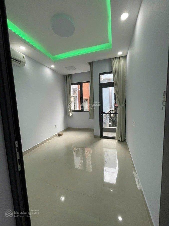 Nhà nguyễn trãi quận 5 hẻm thông cách 1 nhà ra mặt tiền dt 33m2 kc 4 lầu ở thuận shr chỉ 9.7 tỷ