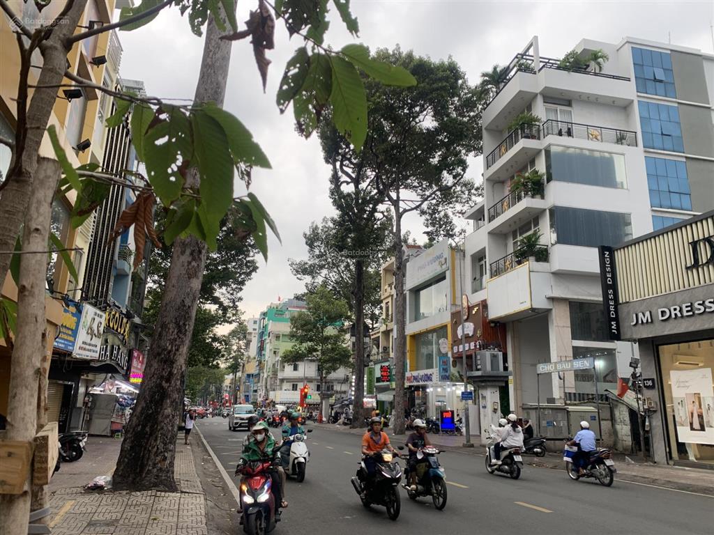 Nhà nguyễn trãi quận 5 hẻm thông cách 1 nhà ra mặt tiền dt 33m2 kc 4 lầu ở thuận shr chỉ 9.7 tỷ