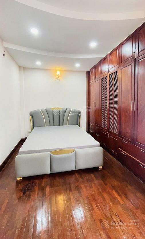 Nhà hxh sát mặt tiền trần hưng đạo quận 5 dt 43m2 xây 4 lầu bề ngang 4.8m shr kdoanh chỉ 15.8 tỷ