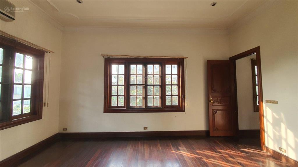 Villa biệt thự lê quý đôn p bình thọ thủ đức dt 716m2 bề ngang 24m đường 12m rộng ở chỉ 72 tỷ