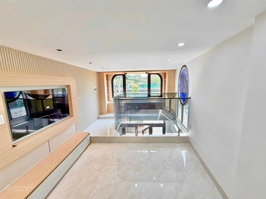 Nhà mặt tiền hoàng sa p tân định quận 1 lô góc kinh doanh đỉnh shr 44m2 kc 4 lầu chỉ 14.8 tỷ