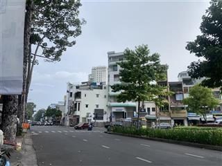 Nhà trần phú q5 căn góc view mặt tiền cách 1 nhà dt 44m2 kc 4 lầu 7 pn bề ngang 5m chỉ 9.3 tỷ