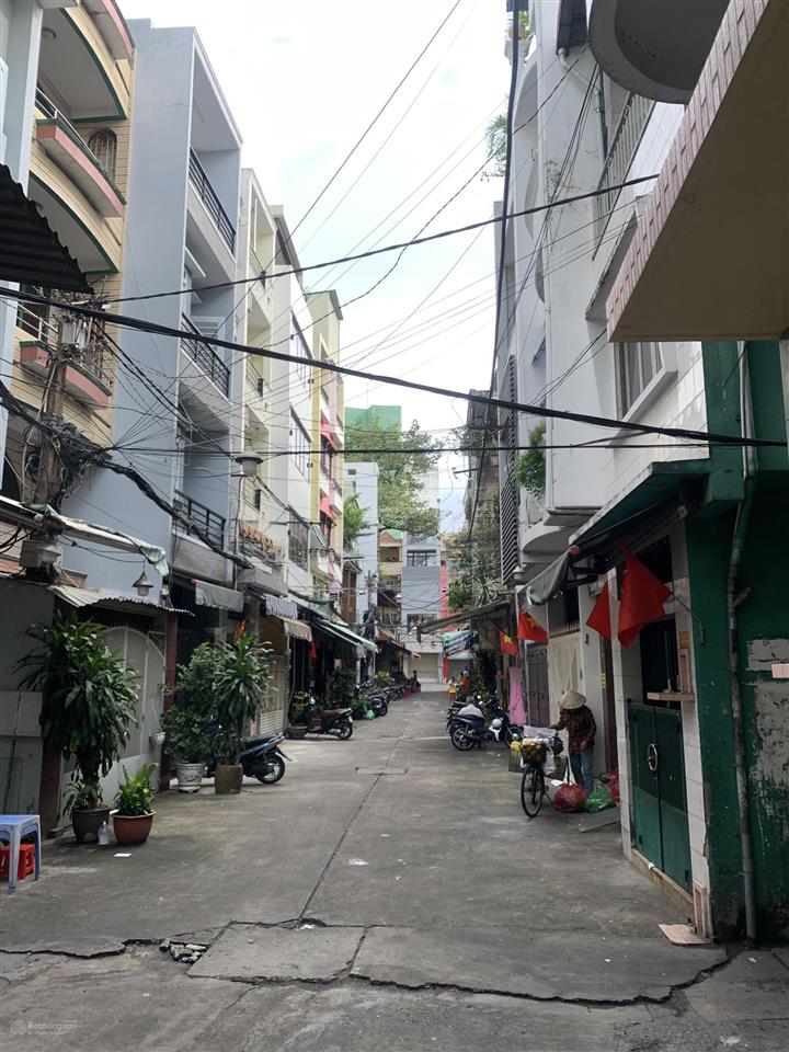 Nhà vị trí đẹp hẻm 451 nguyễn trãi quận 5 thông thoáng 9 chdv dt 50m2 bề ngang 4.3m chỉ 8.8 tỷ