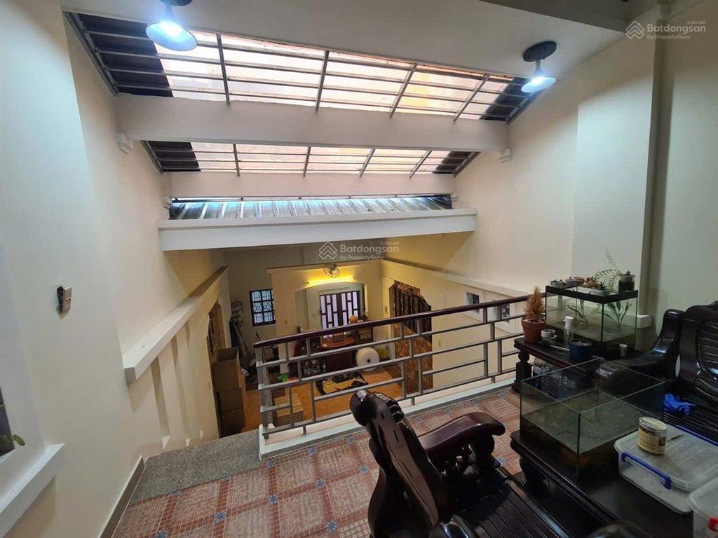 Nhà h131 thành thái quận 10 khu trung tâm dt 122m2 bề ngang 5m shr 2 lầu chỉ 18 tỷ kinh doanh & ở