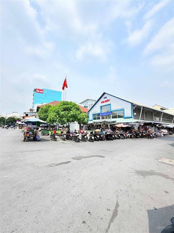 Vị trí đẹp nhà mặt tiền gò công quận 5 đường 2 chiều lề tốt k.doanh đỉnh dt 100.2m2 thang máy 38 tỷ