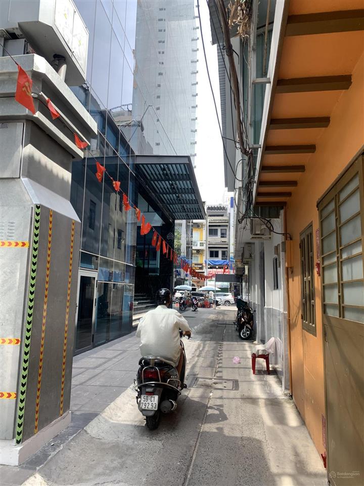 Vị trí đẹp phó đức chính q1 đường thông kinh doanh xây homestay dt 60m2 ngang rộng 4m chỉ 17 tỷ