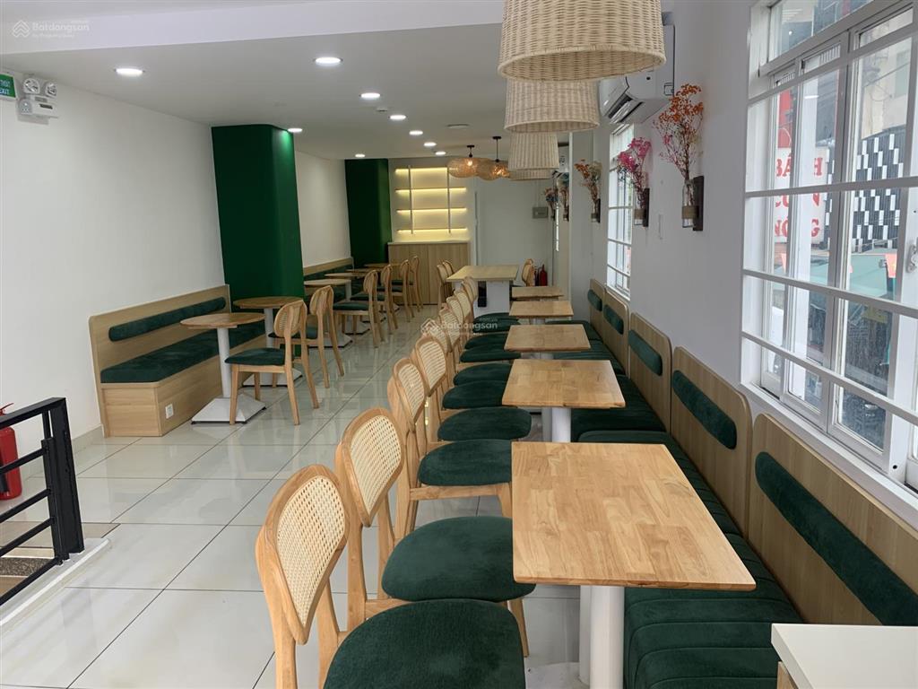 Nhà mặt tiền sư vạn hạnh gần vạn hạnh mall kinh doanh dt 60m2 ngang 4m shr 2 lầu chỉ 34.5 tỷ