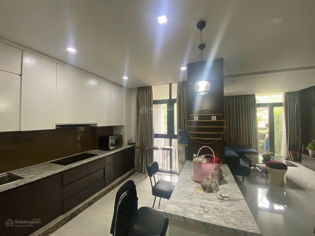 Nhà mặt tiền thái ly đường lớn 2 chiều vip thảo điền dt 87m2 kc 4 lầu có hầm mt 6.5m shr chỉ 35 tỷ