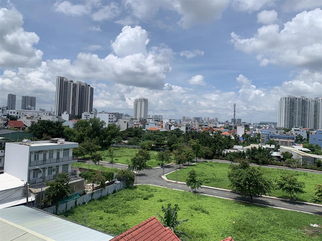 Cho thuê tòa homestay thảo điền 6 tầng thang máy 17 phòng full đồ view đẹp đường thông khu du lịch