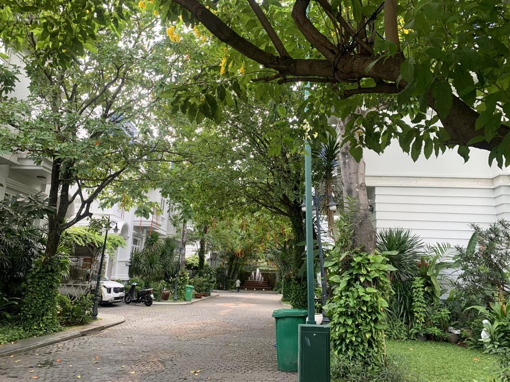 Cho thuê nguyên căn villa cao cấp khu vip compound trần ngọc diện thảo điền 365m2 giá 115tr/tháng
