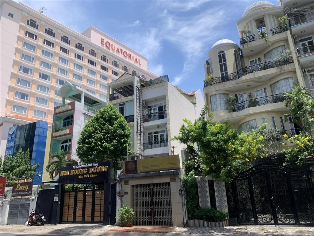 Nhà đường trần phú quận 5 diện tích 73m2 xây 3 lầu ngang 4.2m hẻm xe hơi thông kdoanh chỉ 15.5 tỷ