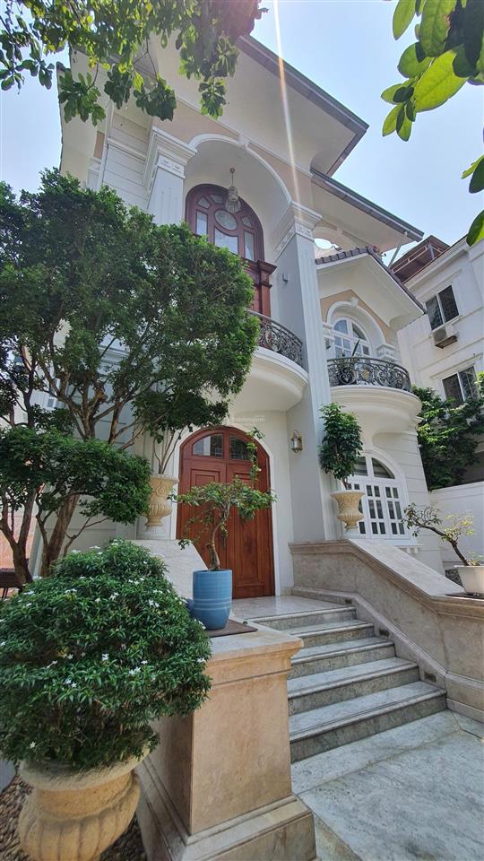 Căn villa đẹp đường thái ly thông 2 xe hơi 4 lầu gara rộng 310m2 bề ngang 14m dài 22m chỉ 72 tỷ