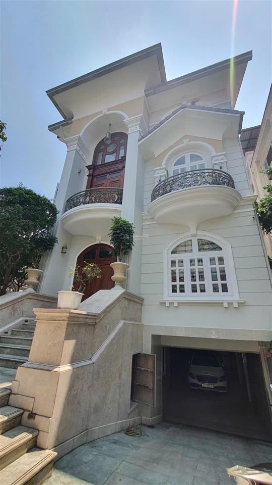 Căn villa đẹp đường thái ly thông 2 xe hơi 4 lầu gara rộng 310m2 bề ngang 14m dài 22m chỉ 72 tỷ