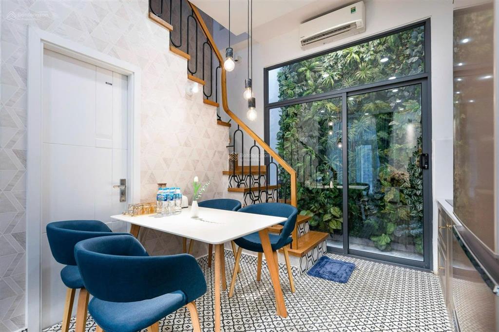 Homestay hxh nguyễn thị minh khai quận 1 saigon dt 30m2 ngang 4.5m 3 pn dòng tiền 90tr/th tc 11 tỷ
